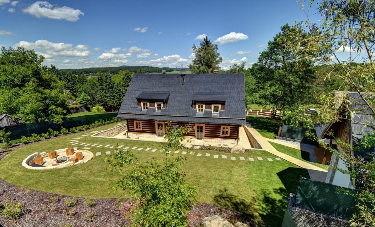 Ferienwohnung Roubenka Pod Troskami Ktová Exterior foto